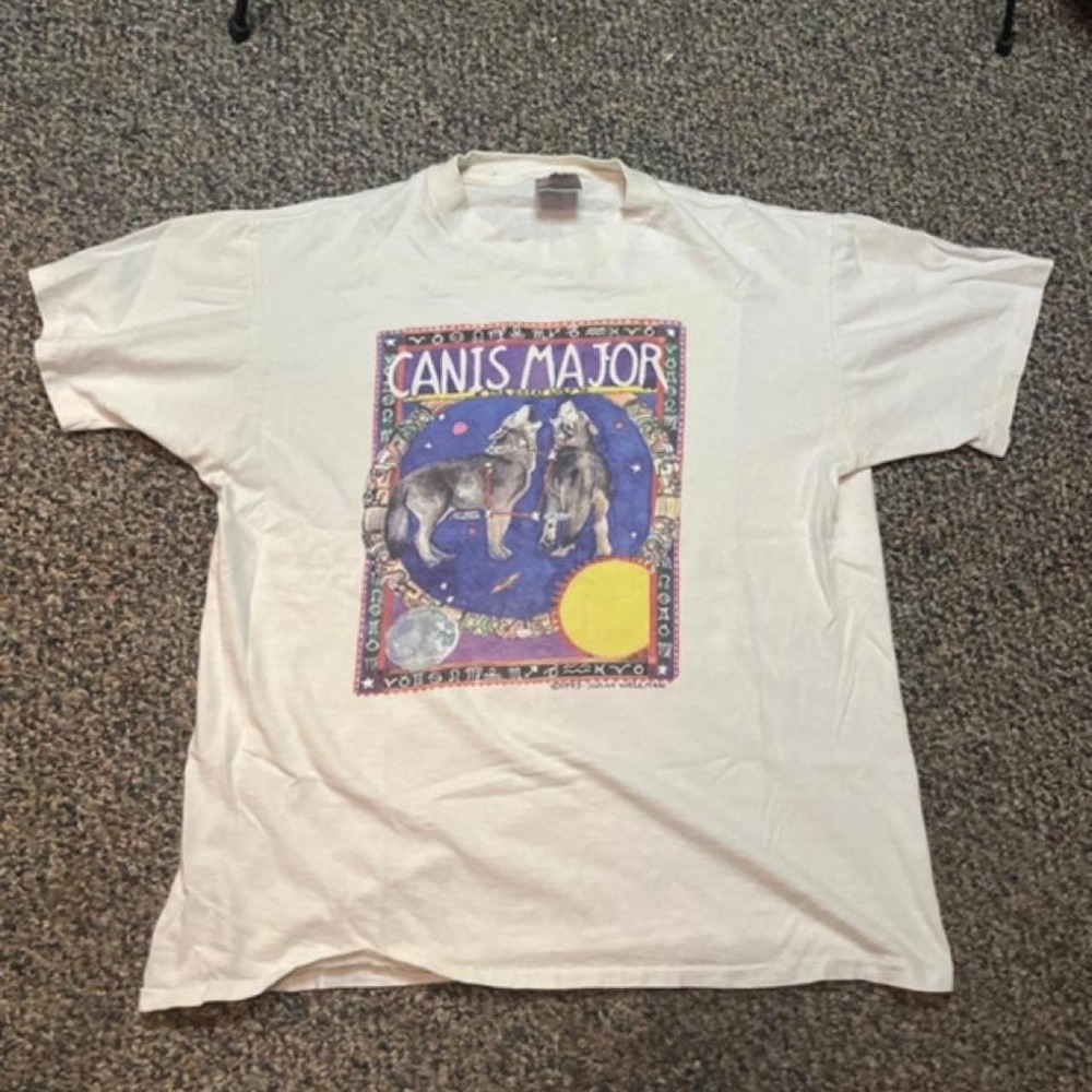 Men's 1993 single stitch made in the USA wolf tee
